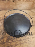 WOW! Beautiful hard to find FIRST series Wagner Block logo #12 Round Griddle with Bail. Great for pizzas pancakes or