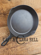 Wow! Beautiful piece! 1920’s dual logo Favorite Piqua / Miami #7 cast iron Skillet with Heat Ring Skillet