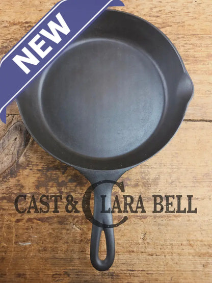 Wow! Beautiful piece! 1920’s dual logo Favorite Piqua / Miami #7 cast iron Skillet with Heat Ring Skillet