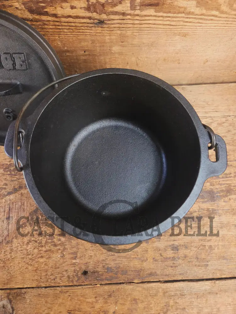 Wow! DISCONTINUED and HTF #6 Lodge Camp Stove. Collector’s Piece Dutch Ovens Trivets & Kettles