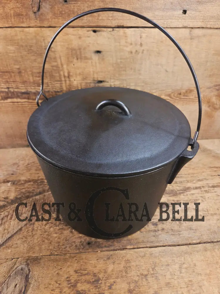 WOW! Gorgeous Birmingham S&R #7 Cast Iron flat Dutch Oven kettle with matching lid! Dutch Ovens Trivets & Kettles