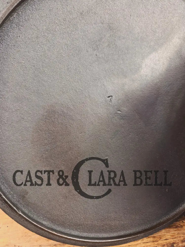 WOW! Gorgeous Birmingham S&R #7 Cast Iron flat Dutch Oven kettle with matching lid! Dutch Ovens Trivets & Kettles