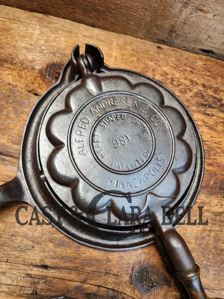 Wow! Gorgeous Fully Restored 1920’S Griswold Made Alfred Andresen & Co. #8 Waffle Iron Original