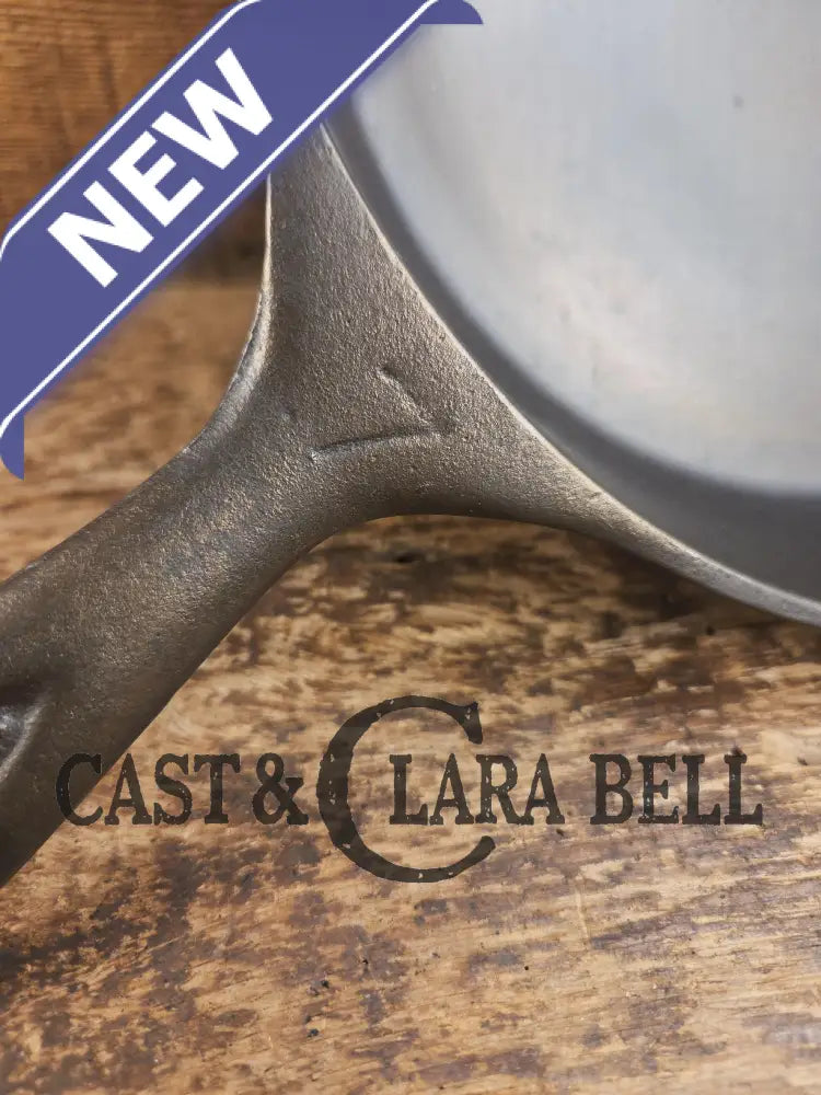 Wow Great daily user! Southern ’Mystery’ #7 Skillet. Handles beautifully fantastic pan to own! SC24 Skillet