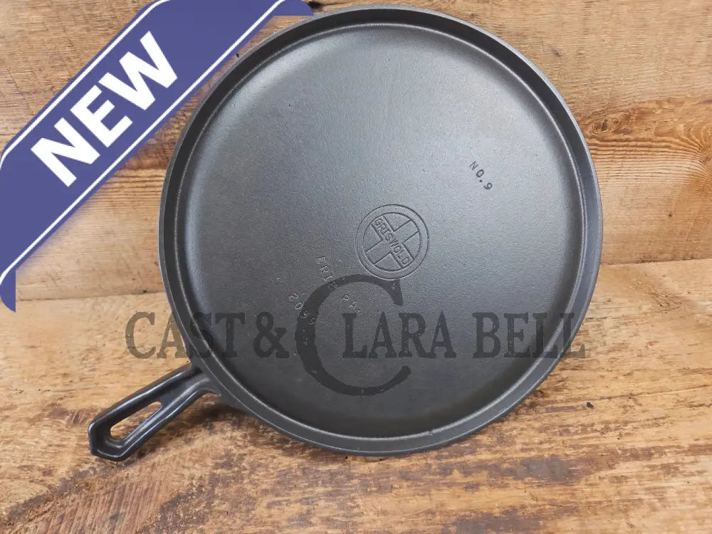 WOW! Griswold hammered #9 #2039 Small Block Round Griddle. The gift for someone special - Griddle