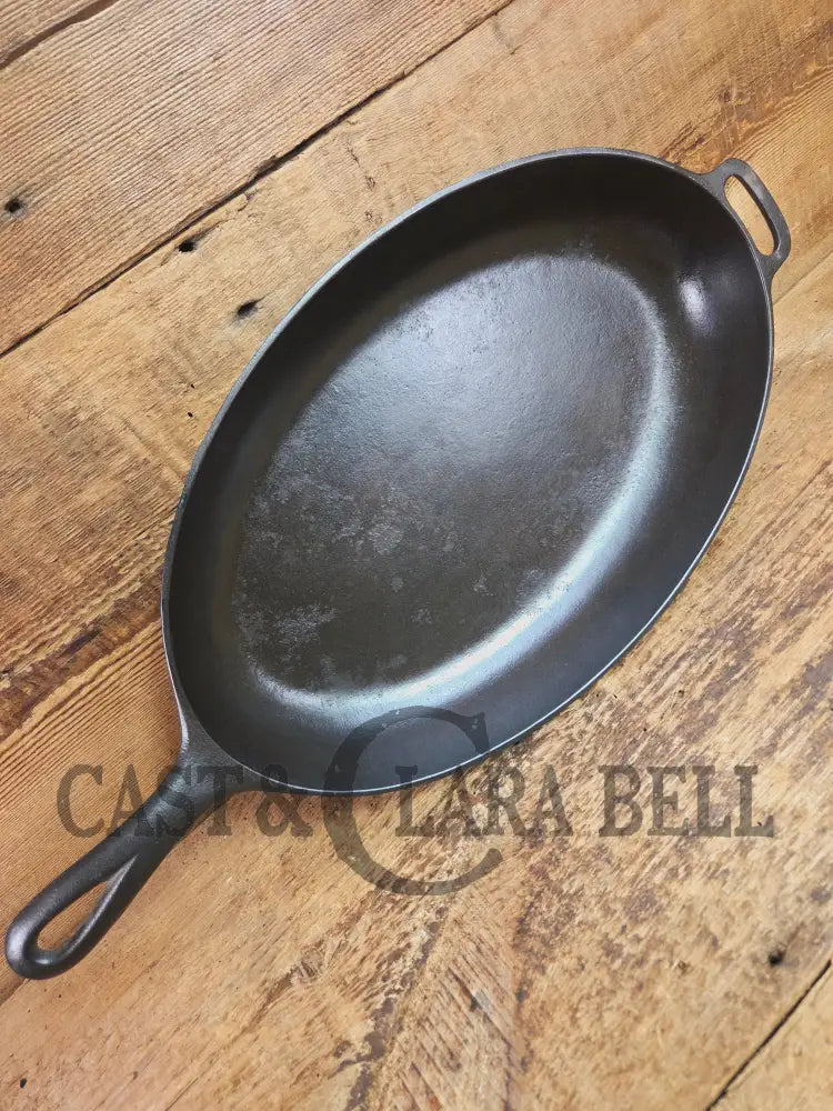 Wow! Hard to Find 1920’s Griswold #15 Oval Fish Skillet. Conversation starter and super unique for creative cooking