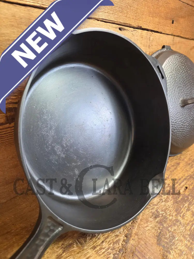 WOW! Hard to find 1930’s Hammered finish Griswold No. 8 DEEP CHICKEN FRYER Cast Iron Skillet 2028 w/ hinged lid 2098