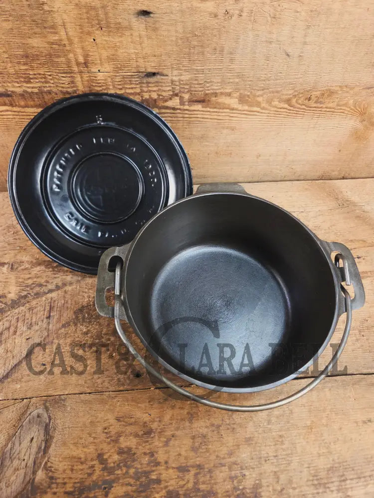 WOW Hard to Find and the cutest Dutch oven EVER. 1920’s Griswold #6 Tite-Top Cast Iron Dutch Oven High Dome Lid with EZ