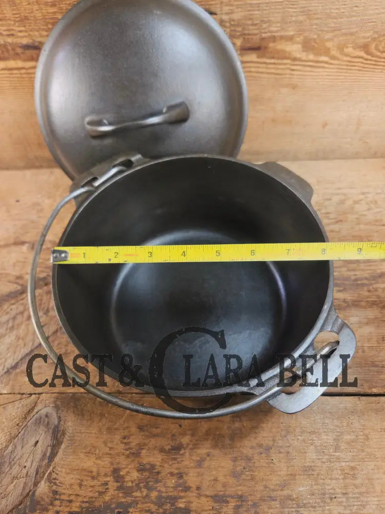 WOW Hard to Find and the cutest Dutch oven EVER. 1920’s Griswold #6 Tite-Top Cast Iron Dutch Oven High Dome Lid with EZ