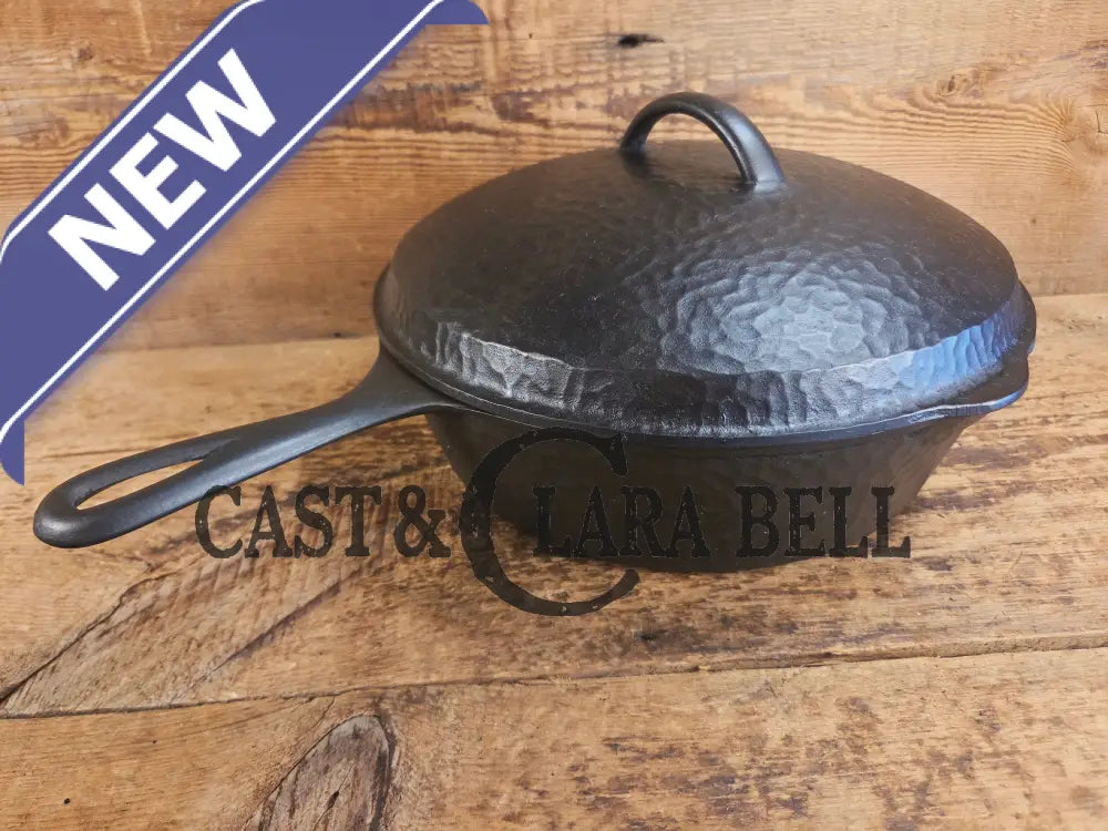 WOW! Harder to find 1930’s Wagner #8 DEEP skillet with matching lid! Not see often and with beautiful Hammered Finish