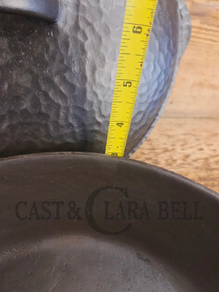 WOW! Harder to find 1930’s Wagner #8 DEEP skillet with matching lid! Not see often and with beautiful Hammered Finish
