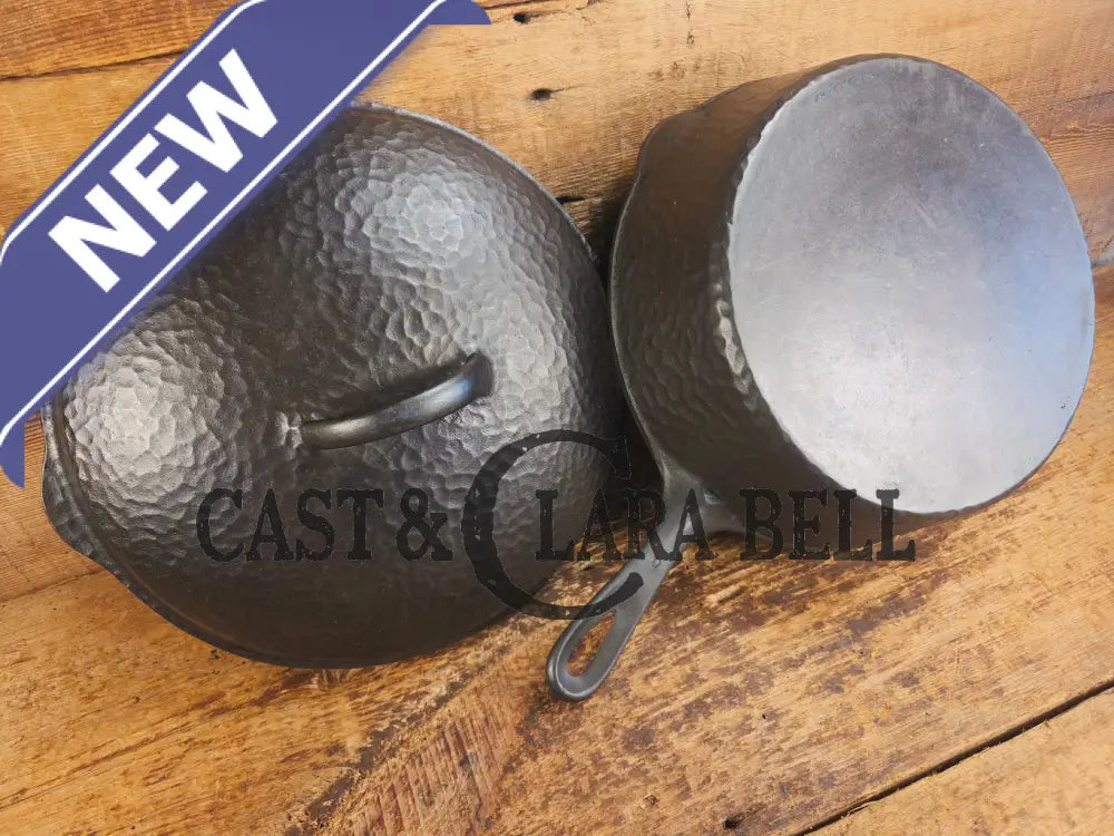 WOW! Harder to find 1930’s Wagner #8 DEEP skillet with matching lid! Not see often and with beautiful Hammered Finish