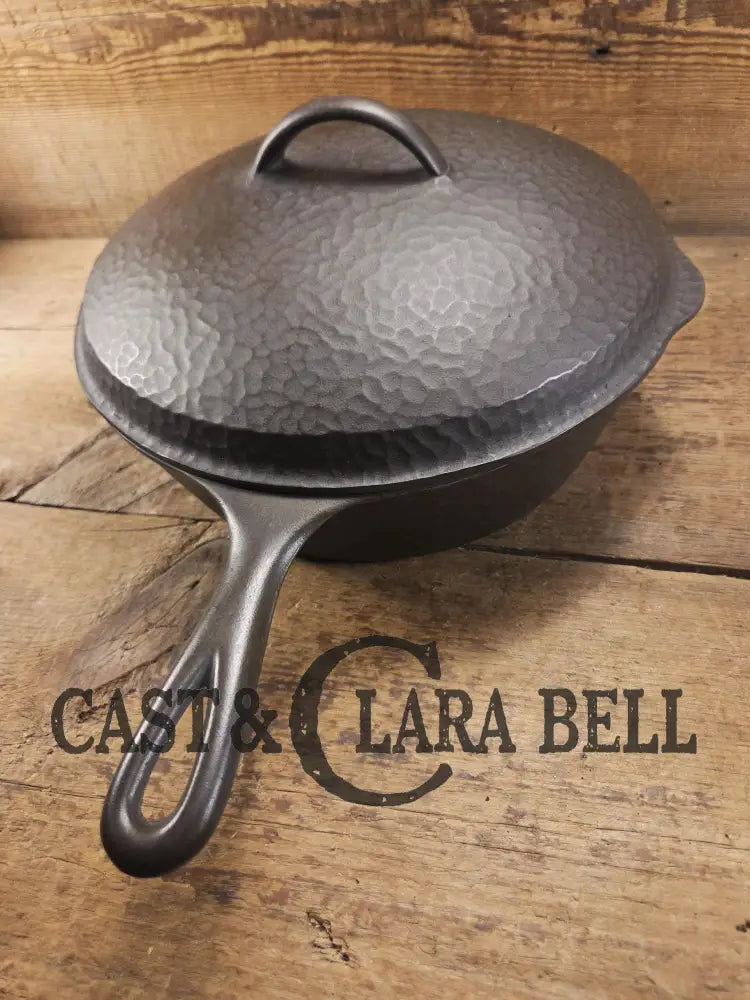WOW! Harder to find 1930’s Wagner #9 DEEP skillet with matching lid! Not see often and with beautiful Hammered Finish