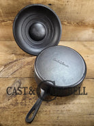 WOW! Maid of Honor (Lodge?) #8 DEEP skillet with matching lid. Hard to find awesome design! Skillet