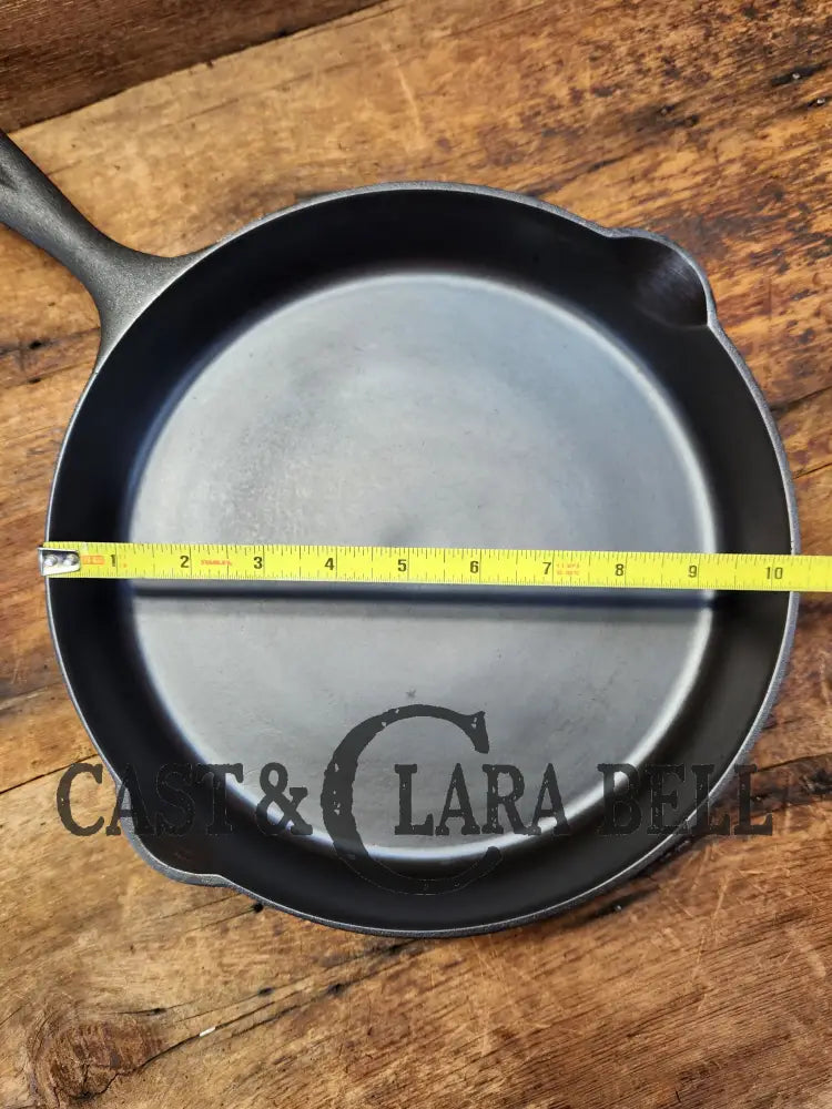 Wow! Maid Of Honor (Lodge?) #8 Skillet. Hard To Find Awesome Design! Skillet