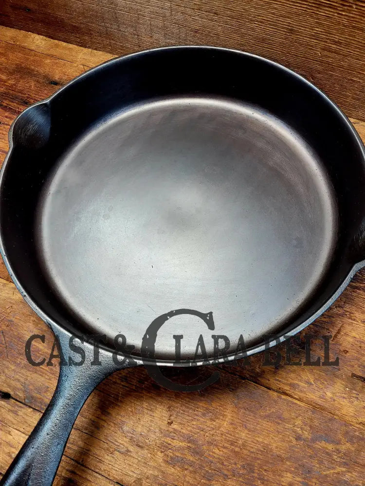 Wow! Maid Of Honor (Lodge?) #8 Skillet. Hard To Find Awesome Design! Skillet