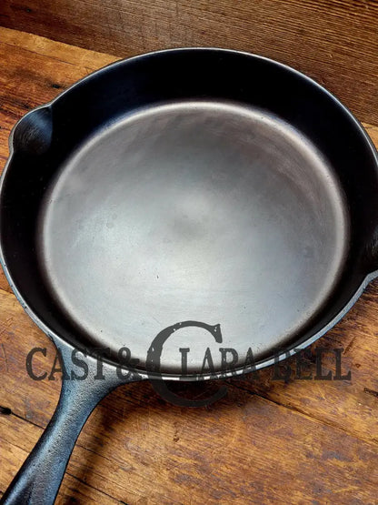 Wow! Maid Of Honor (Lodge?) #8 Skillet. Hard To Find Awesome Design! Skillet