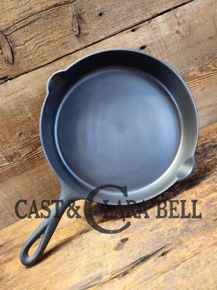 Wow! Maid Of Honor (Lodge?) #8 Skillet. Hard To Find Awesome Design! Skillet