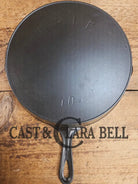 WOW!! Mint condition 1890’s Griswold ERIE #10 3rd series Skillet w/ Heat Ring 715 with BULLSEYE makers mark! Skillet