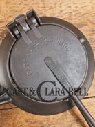 WOW. Mint Condition and Scarce to find as a complete set. 1890’s Griswold Pizzelle wafer iron. Absolutely gorgeous