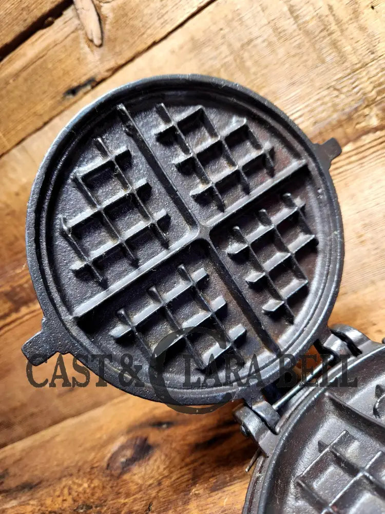 Wow! Pat. 1868 Foxell And Jones (Troy Ny) Unmarked 7&8 Waffle Iron. Gorgeous Unique Gift. Iron