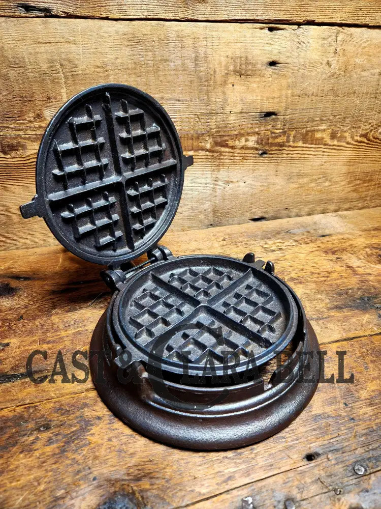 Wow! Pat. 1868 Foxell And Jones (Troy Ny) Unmarked 7&8 Waffle Iron. Gorgeous Unique Gift. Iron