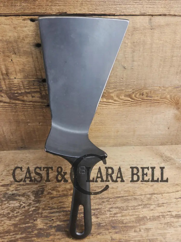 Wow UNIQUE! Custom made Griswold Cast Iron DEEP Skillet Spatula. Reclaimed from a Small Block cast iron deep skillet.