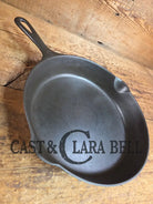 Wow unique!! Not seen often Griswold #8 Skillet with Slant Logo and Smooth Bottom! 704 Skillet