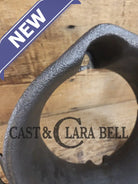 WOW VERY cool and tough to find! Early 1900’s Fanner Mfg Co No. 8 Crescent Cast Iron Waffle Maker with TALL Base.