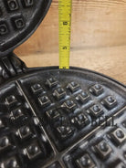 WOW VERY cool and tough to find! Early 1900’s Fanner Mfg Co No. 8 Crescent Cast Iron Waffle Maker with TALL Base.