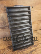 WOW very cool. Raised Erie No. 22 Breadstick Pan. Early 1900’s No. 22 Corn Bread Pan 11 cup 954 - Bakeware