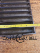 WOW very cool. Raised Erie No. 22 Breadstick Pan. Early 1900’s No. 22 Corn Bread Pan 11 cup 954 - Bakeware