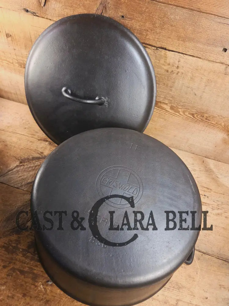 WOW. Very rare 1910’s Griswold Size #11 (834) Dutch Oven with Slant Logo and (2554) Lid. One you don’t see often. Dutch